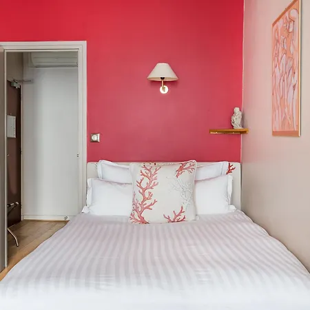 Globe Et Cecil Hotel