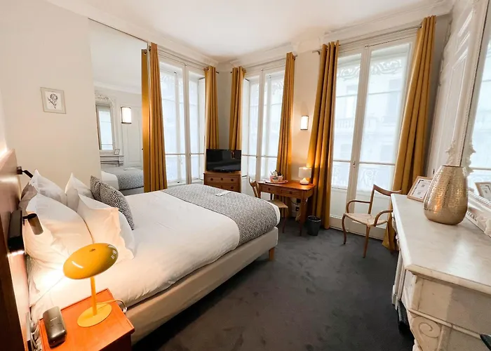 Globe Et Cecil Hotel