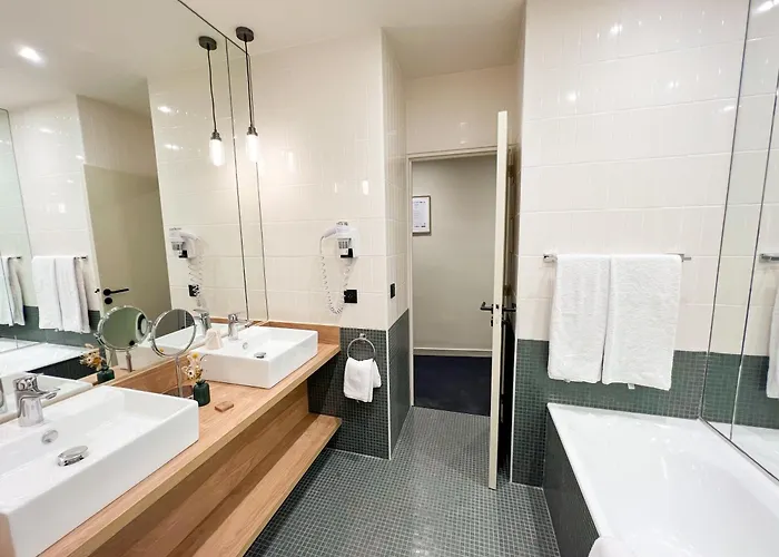 Hotel Globe Et Cecil