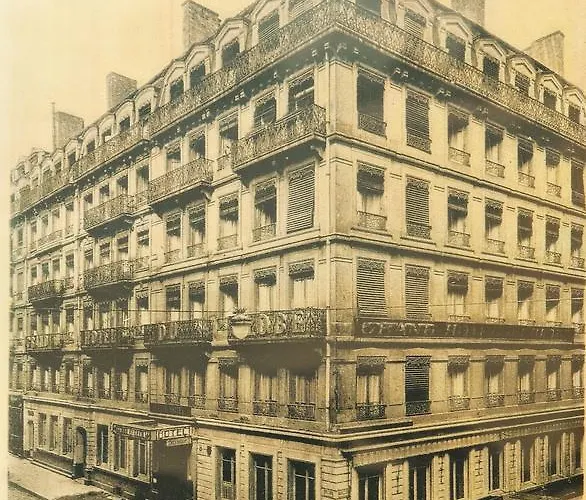 Hotel Globe Et Cecil 4*