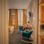 Globe Et Cecil Hotel 4*