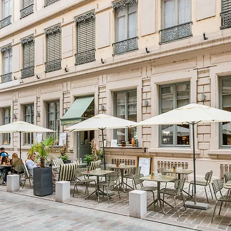 Globe Et Cecil Hotel 4*